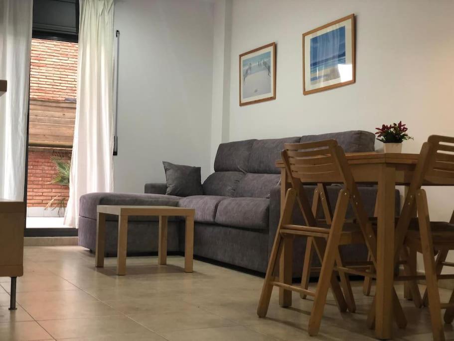 Apartamento Con Terraza A 300 M De La Playa Leilighet Lloret de Mar Eksteriør bilde